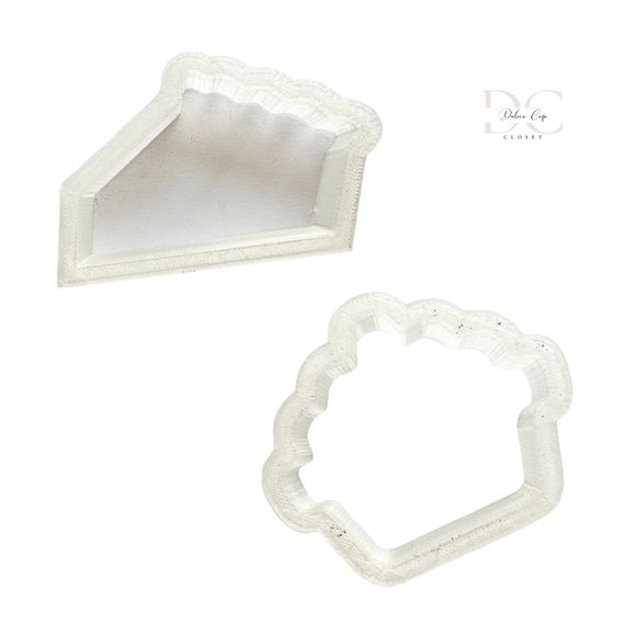 Pie & Cupcake Cookie Cutters Set of 2 - Picture 1 of 1